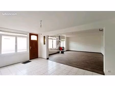 maison 7 pièces 128 m²