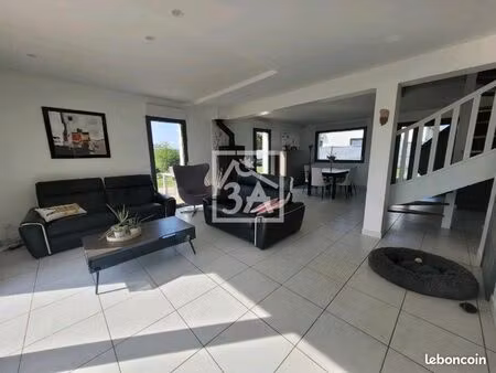 propriété 8 pièces 180 m²