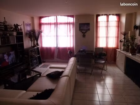 appartement 45m² centre bourg vezins