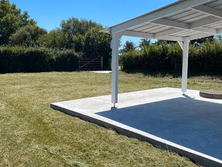 maison au bord de la mer