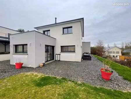 maison 6 pièces 138 m²