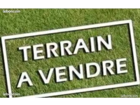 terrain a bâtir 1100 m2 à condé-sur-vire