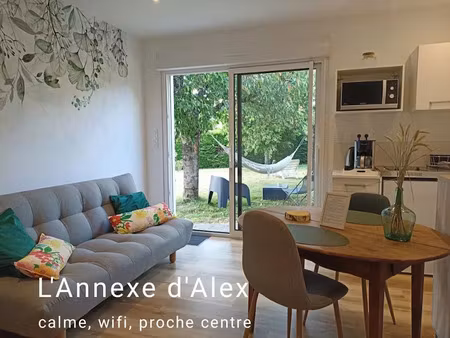 location meublée appartement 1 pièce 29 m² à fontenay-le-comte (85200)  100 €