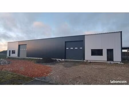 a louer - cellules d'activité neuves