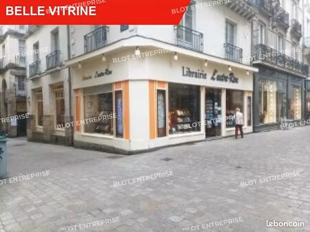 local commercial 83 m²