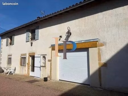 maison 8 pièces 160 m²