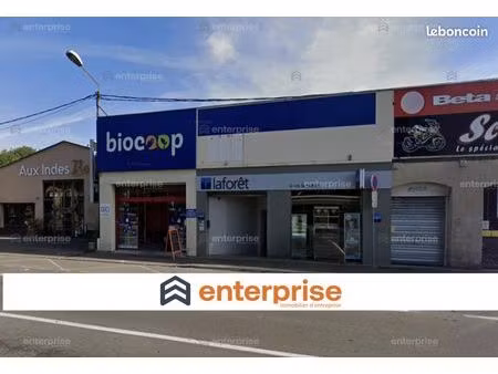 local commercial 120 m²