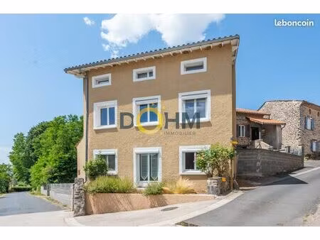 maison 7 pièces 146 m²