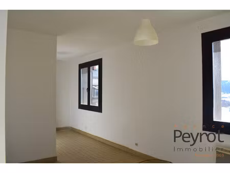 agréable appartement t2 bolquère - location année