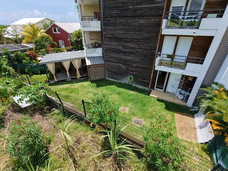 appartement t3 en rez-de-chaussée avec grand jardin privatif dans résidence calme à bras-p