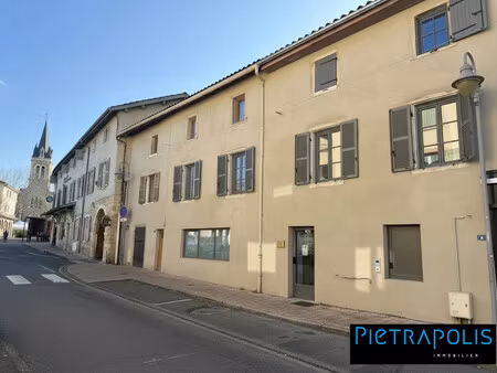 t2 – entièrement rénové – centre de quincieux (69650) - d