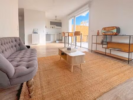 villenave (pont de la maye) t2 avec terrasse 20m2