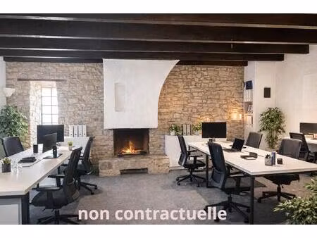 a rénover - bureaux 160m² - axe passant - vannes