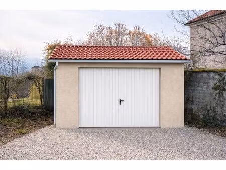 garage de 27 m² fermé