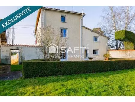 maison 160 m² au calme avec beau terrain.