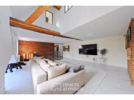 ancienne longère métamorphosée en écrin ultra-moderne