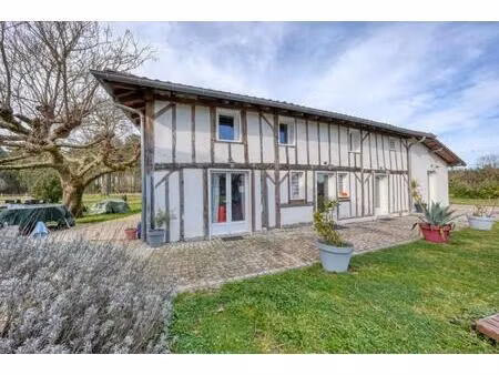 maison de 12 pièces de 131 m² à taller