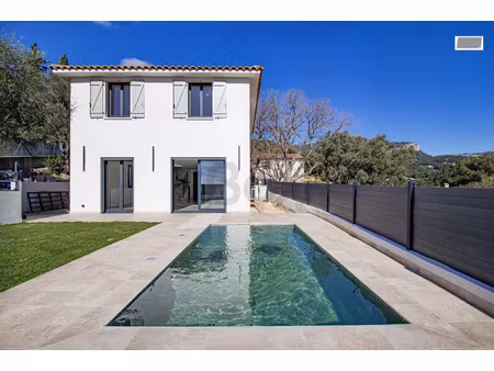 toulon ouest : maison neuve de 120 m2 avec vue mer