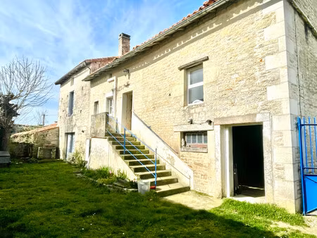 maison à vendre à bessé (16140) - charente