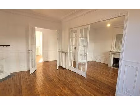location appartement  73.4 m² t-4 à paris 15  2 327 €