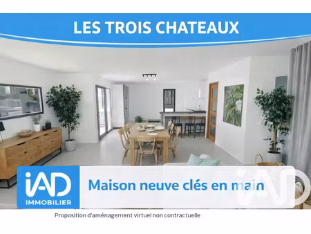 maison à les trois-châteaux (39160)