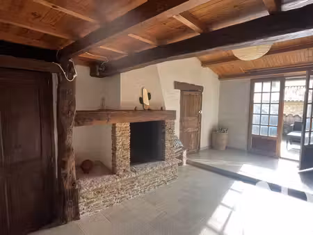 maison de village à banon (04150)