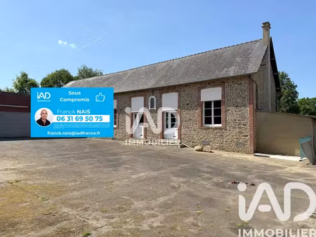maison à courcité (53700)
