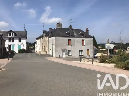 maison de village à chevaigné-du-maine (53250)