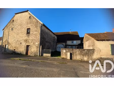 maison de village à confracourt (70120)