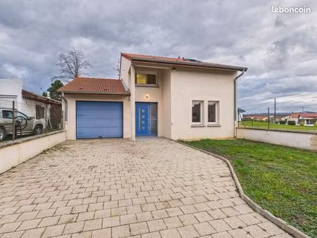 maison 6 pièces 140 m²