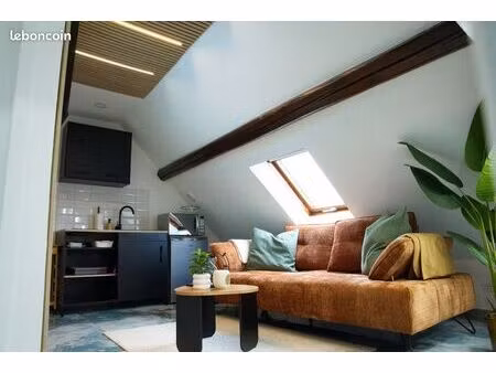 f2 meublé entièrement rénové + charge comprises