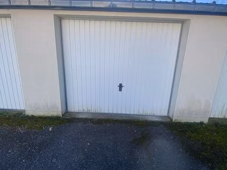 garage à louer