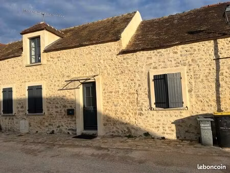 maison de 100m2 avec jardin à louer à courson monteloup