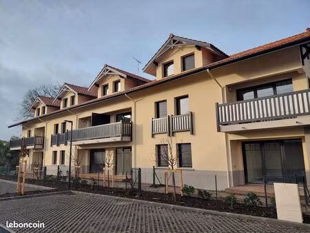 appartement 3 pièces 64 m²
