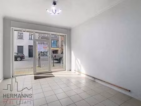 local commercial / bureaux à louer – thieffry