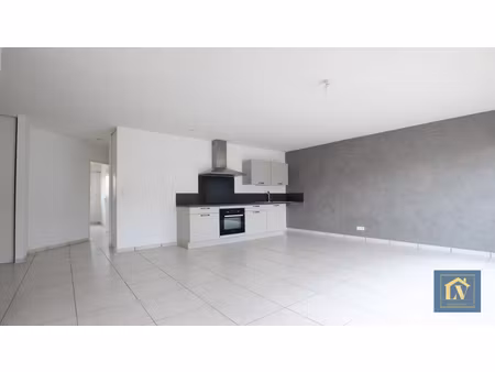 a louer lumineux appartement t3 lotissement serrat d'en vaquer