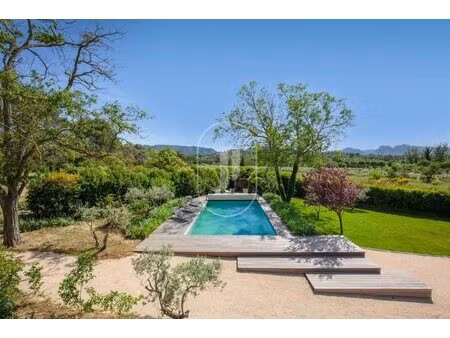 maison à vendre à eygalières avec vue panoramique