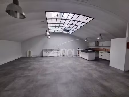 location locaux professionnels 7 pièces 500 m² à nantes (44000)  7 834 €