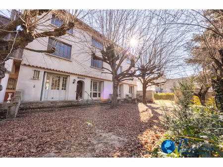 sury le comtal. appartement plateau de 122 m2 avec 3 places