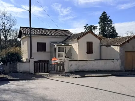 petite maison proche centre ville à rénover