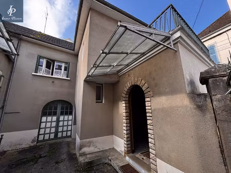 a vendre maison de village nolay 10mn beaune