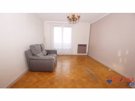 beau t3 à bourgoin-jallieu au coeur du quartier de champaret