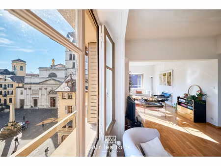 appartement dernier étage duplex de 62 m2 au coeur d'annecy