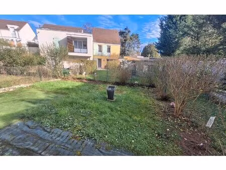 location appartement  43.05 m² t-2 à ferrières-en-brie  900 €