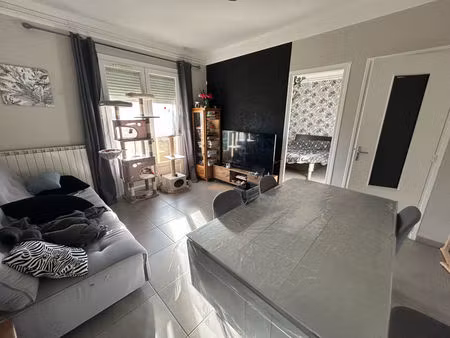 location appartement 2 pièces  43.65m²  narbonne