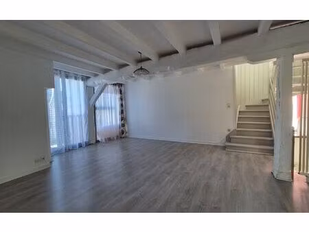 location maison  m² t-4 à la gacilly  650 €