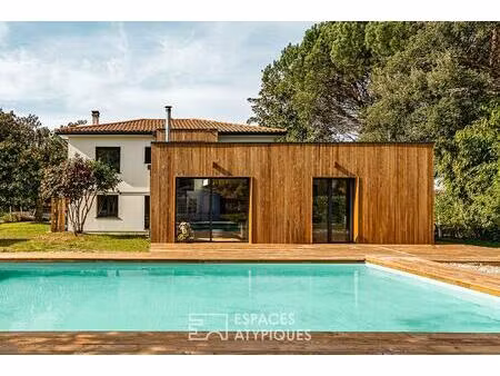 maison d'architecte rénovée entre forêt et océan