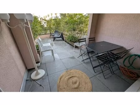 studio 26m² avec terrasse de 20m² + garage