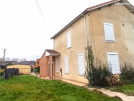 maison 79 m² ostricourt