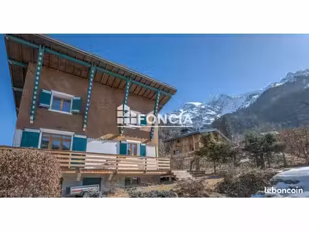 maison rénovée avec jardin au coeur du village des contamines